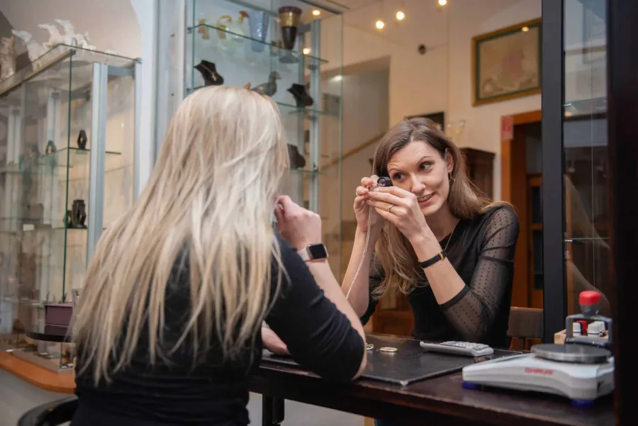 Pfandleihe und Schnellkredit bei Juwelier Jahrbacher